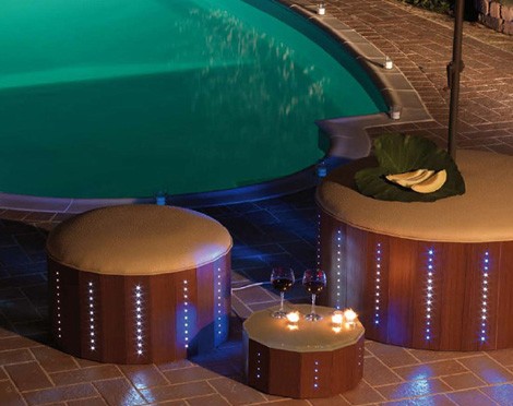 florastyle-led-poolside-furniture.jpg